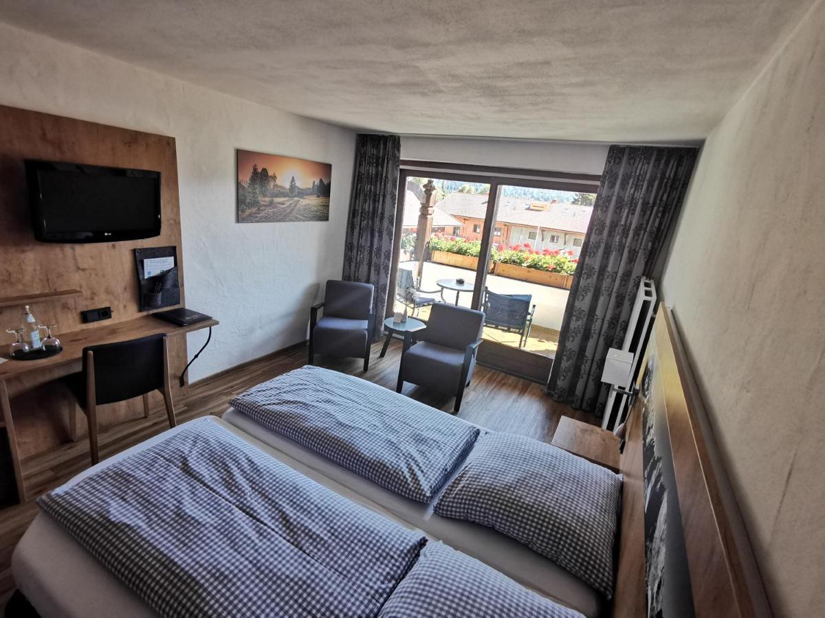 Gasthof & Hotel Zur Post 瓦尔高 外观 照片